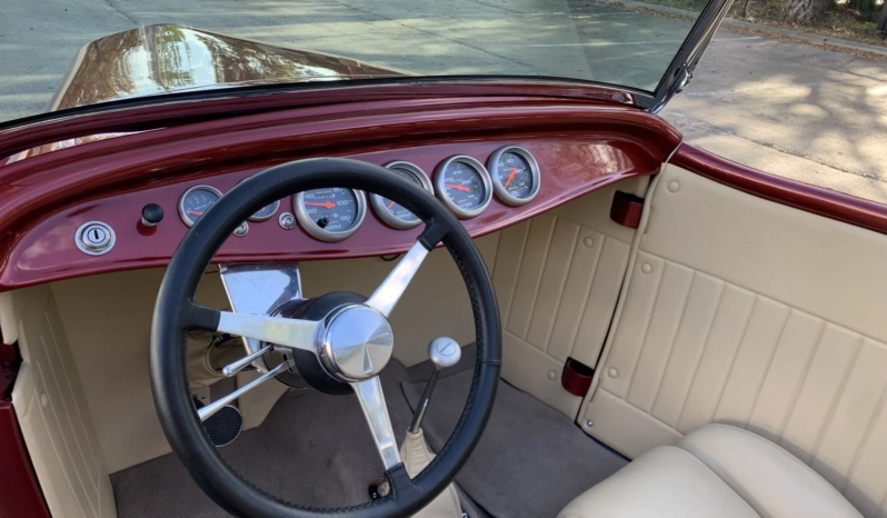 
								1932 Ford Street Rod Hi Boy Roadster full									