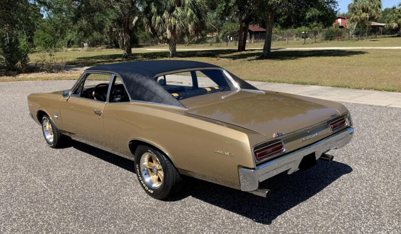 
								1967 Pontiac LeMans full									
