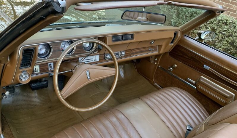 
								1972 Oldsmobile Cutlass Convertible full									